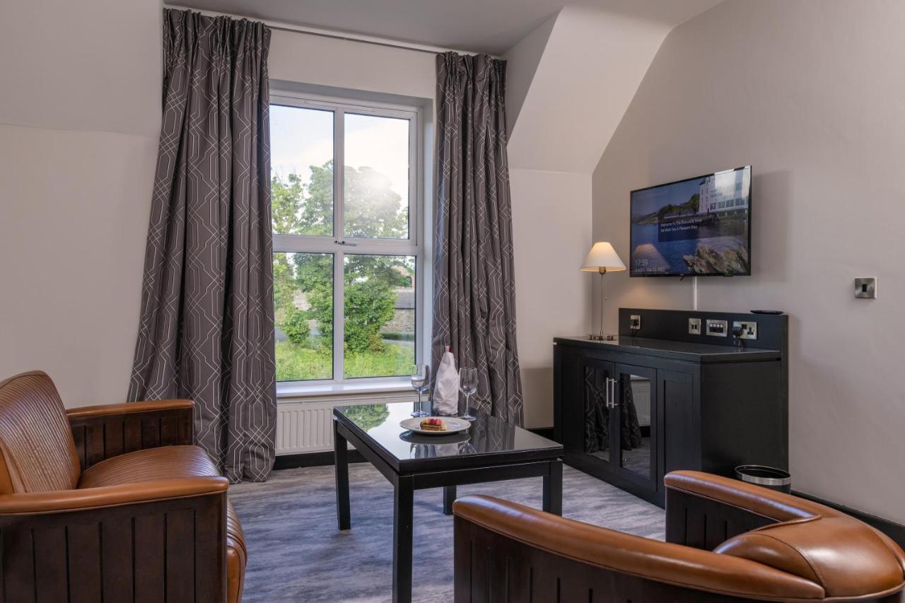 Redcastle Hotel Мовилл Экстерьер фото
