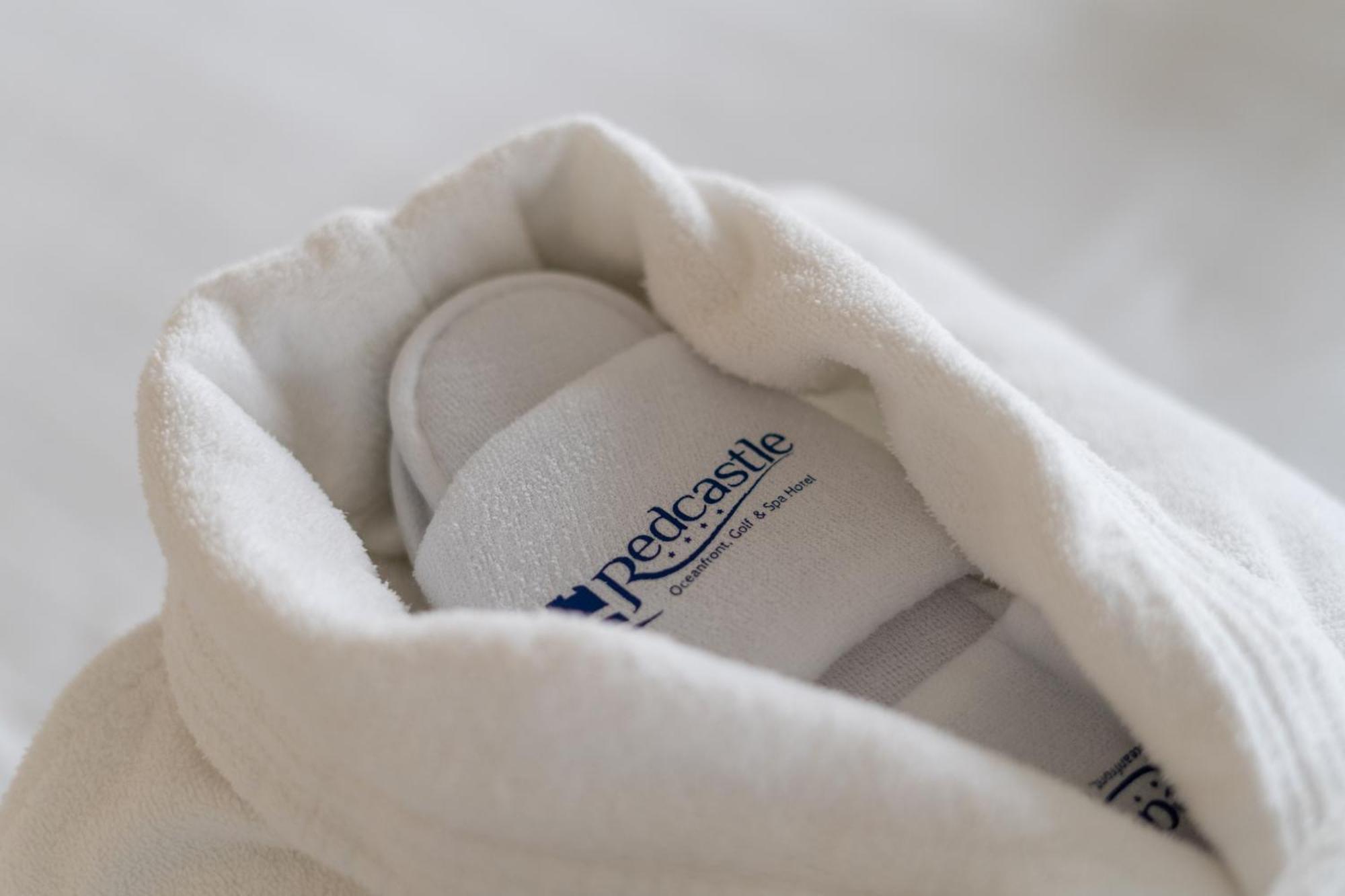 Redcastle Hotel Мовилл Экстерьер фото