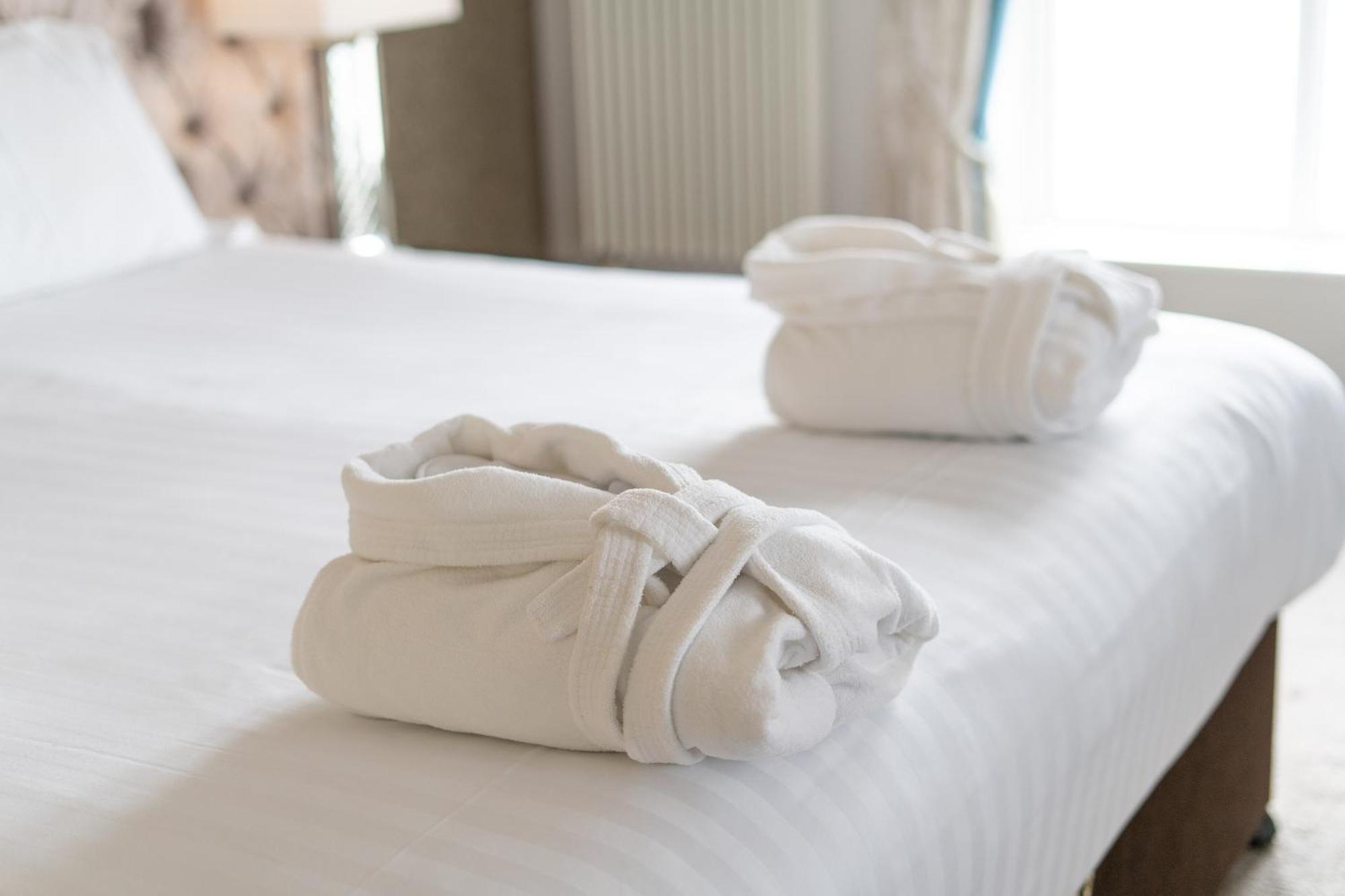 Redcastle Hotel Мовилл Экстерьер фото