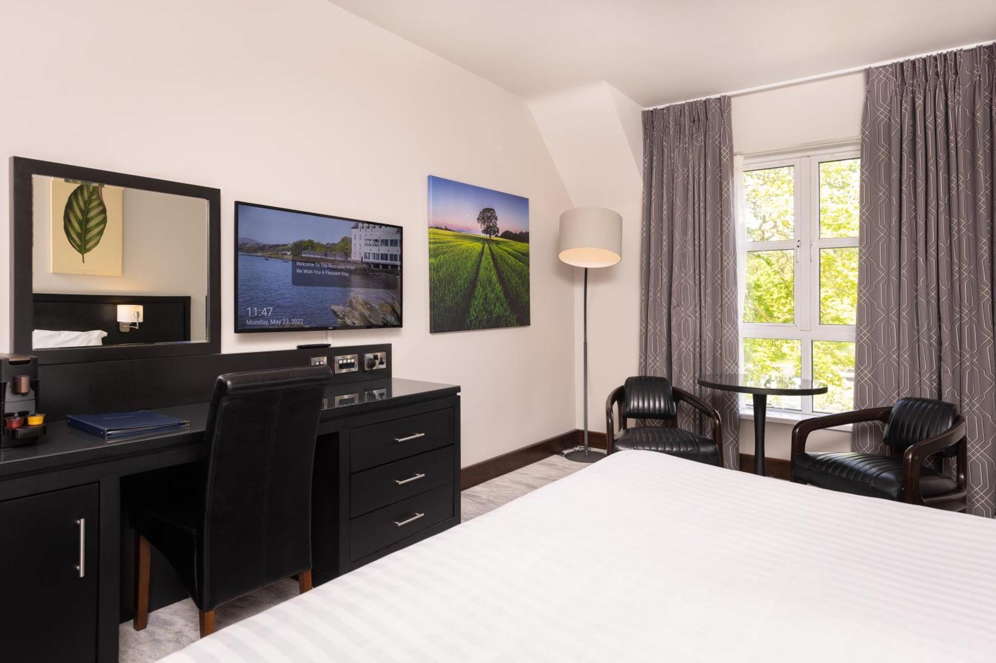 Redcastle Hotel Мовилл Экстерьер фото
